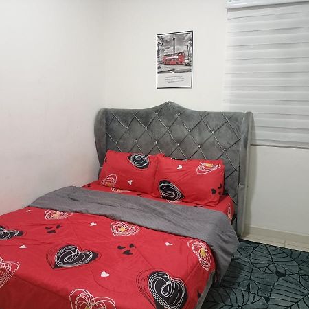 Cikta'Z Homestay Southville City Bangi Kampong Tangkas Exteriör bild