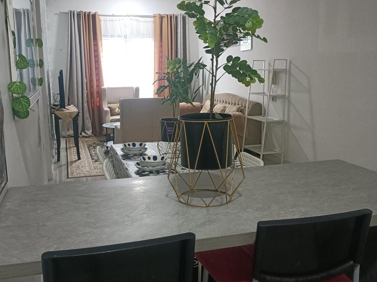 Cikta'Z Homestay Southville City Bangi Kampong Tangkas Exteriör bild