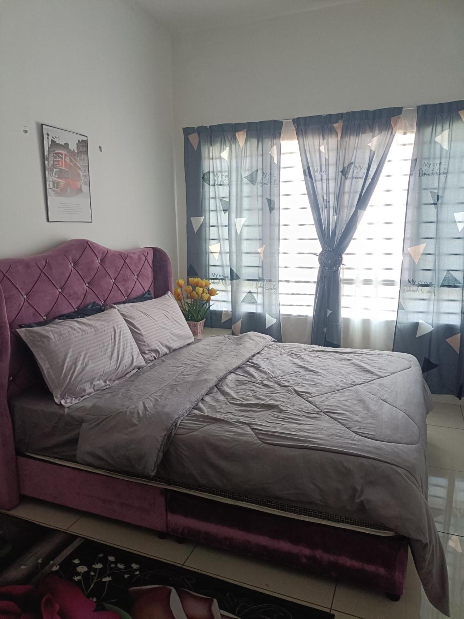 Cikta'Z Homestay Southville City Bangi Kampong Tangkas Exteriör bild